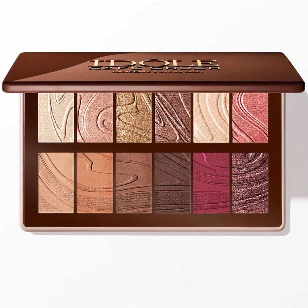 LANCÔME IDÔLE CAFÉ CRUSH EYESHADOW PALETTE
Versatile & Rich Neutrals